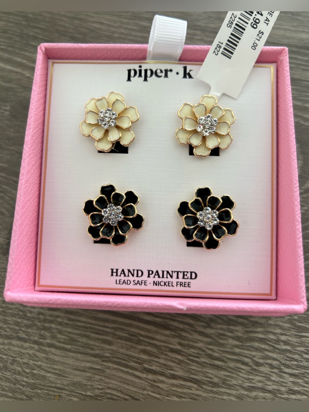 Piper- K earrings. NEW